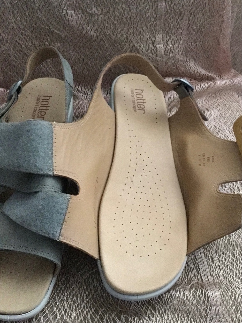 Hotter Women’s Easy Adjustable Sandals in Light Gray - 11 EEE - Picture 3 of 5